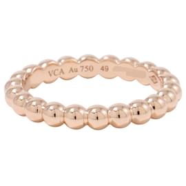 Van Cleef & Arpels Perlee Gold Pearl Ring in Pink Gold Golden