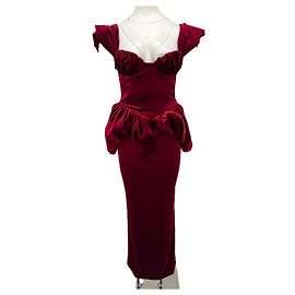 Autre Marque MISS CIRCLE Rotes Samtkleid Rot