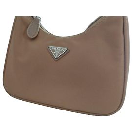 Prada Re-Edition Nylon Handtasche - Beige Beige