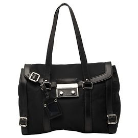 Bolsa de ombro com aba e placa de logotipo Triangle Prada Preto
