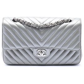 Chanel Silver Medium Classic Chevron Metallic Caviar Double Flap Silvery