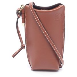 Bolsa de Ombro Loewe Gate Pocket Marrom