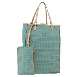FENDI Zucchino Canvas Tote Bag Grün Gold Auth 179910A Golden Grün