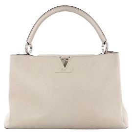 Borsa Louis Vuitton Capucines GM in pelle Taurillon beige Beige