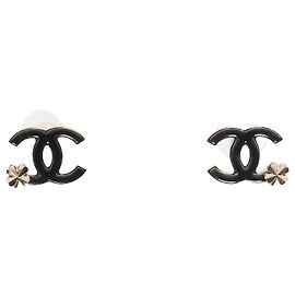Chanel Orecchini a quadrifoglio CC oro e nero D'oro