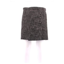 Chanel Gonna in tweed rosa e nera Nero