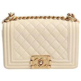 Chanel Mini bolsa boy creme Cru
