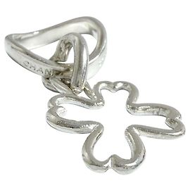 Chanel Women's Clover Heart Ring Silvery