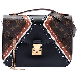 Louis Vuitton Pochette Metis Brogue Monogram Marrom Marrom