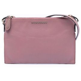 Bolsa transversal Peyton em couro rosa Burberry Rosa