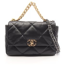 Borsa a Spalla Chanel 19 Dixneuf Matelassé Nero