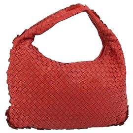 Bottega Veneta Intrecciato Shoulder bag Leather Red