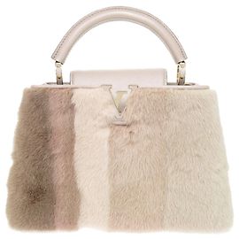 Bolsa Louis Vuitton Capucines BB Mink Rosa Dourado