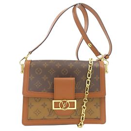 Sac à l'épaule Louis Vuitton M45958 Dauphine MM Monogramme