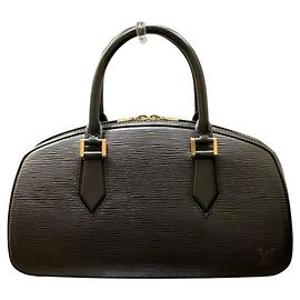 Louis Vuitton Epi Jasmine Handbag M52082 Black