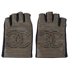 Guanti senza dita Chanel Paris–New York CC con etichette Nero Altro