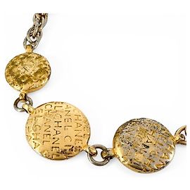 Collier CHANEL Mademoiselle L Logo à 9 rangs Doré