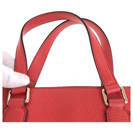 Sac cabas en cuir Gucci Bamboo avec pompon Rouge