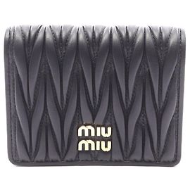 Miu Miu Ledergeldbörse schwarz Schwarz