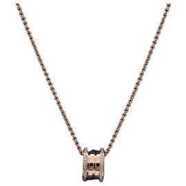 Collier Bulgari avec serti pavé de diamants Noir