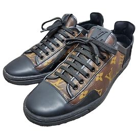 Louis Vuitton Sneakers Monogram Marrone