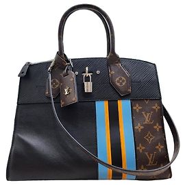 Louis Vuitton Borsa a Spalla City Steamer MM Dot Nero