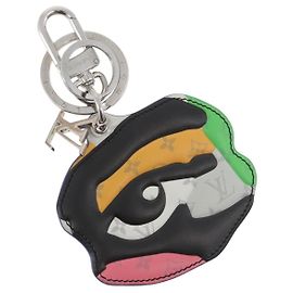 LOUIS VUITTON Monogram LV Portrait Charm M01402 LV Auth 181295M Monograma
