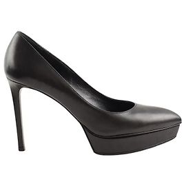 Saint Laurent Saltos pretos Preto