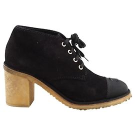 Chanel Boots à lacets noires Noir