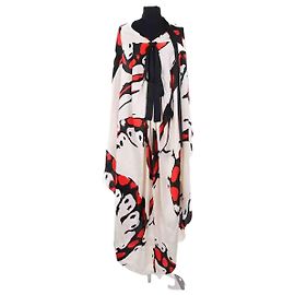 By Malene Birger Poncho Ecru Roh