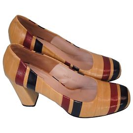Dries Van Noten Escarpins en cuir rayé Rouge Beige Bleu foncé