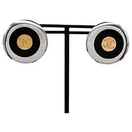 Boucles d'oreilles à clip argentées Chanel Argenté