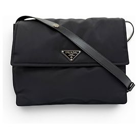 Bolsa de ombro acolchoada grande Re-Nylon Prada Preto