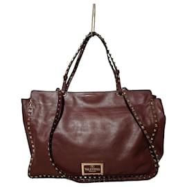 Valentino Garavani Sac Cabas Rockstud en Cuir Bordeaux Bordeaux