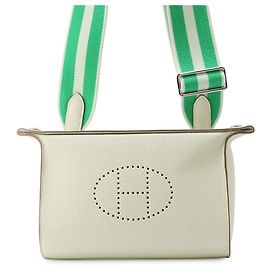 Bolsa de ombro Hermès Videpoche em couro Togo Branco Verde