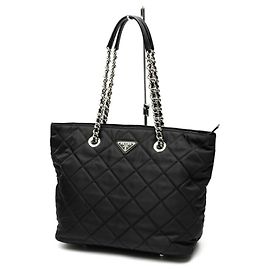 Prada gesteppte Nylon-Chain-Tote-Tasche Schwarz