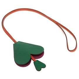 Hermès Collar Heart Bell Hermes Multicolor Verde