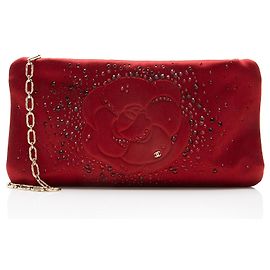 Clutch Chanel em cetim com aplicações de cristal e camélia com corrente Vermelho