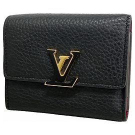 Portafoglio Louis Vuitton Portefeuille Capucines XS Tri-fold Wallet Nero