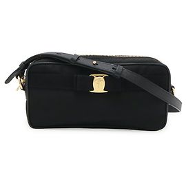 Borsa a tracolla Salvatore Ferragamo Vara Ribbon Nero