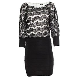 Gucci, Schwarzes Spitzenkleid Schwarz