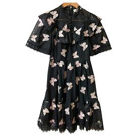 Vestido de renda com bordado de borboleta Kate Spade Preto