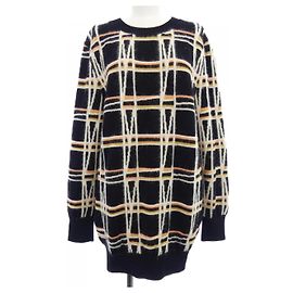 Punto Chanel Negro