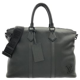 Louis Vuitton LV Aerogram Lockit Handbag Black