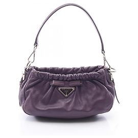 Bolsa de Ombro Prada Triangle Plate Ribbon Roxo