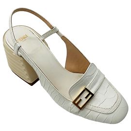 Fendi White / Gold FF Logo Plaque Croc Embossed Leather Block Heel Slingback Pumps White