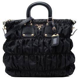 Borsa Prada Black Tessuto Gaufre Nero
