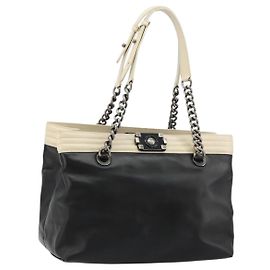 Bolsa Tote CHANEL Boy Chanel em pele de vitelo preta e prata CC Auth bs35348 Preto Prata