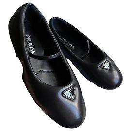 Prada Ballerines en cuir noir avec logo Triangle Noir