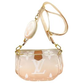 Louis Vuitton Monogram Giant Multi Pochette Accessoires Rose